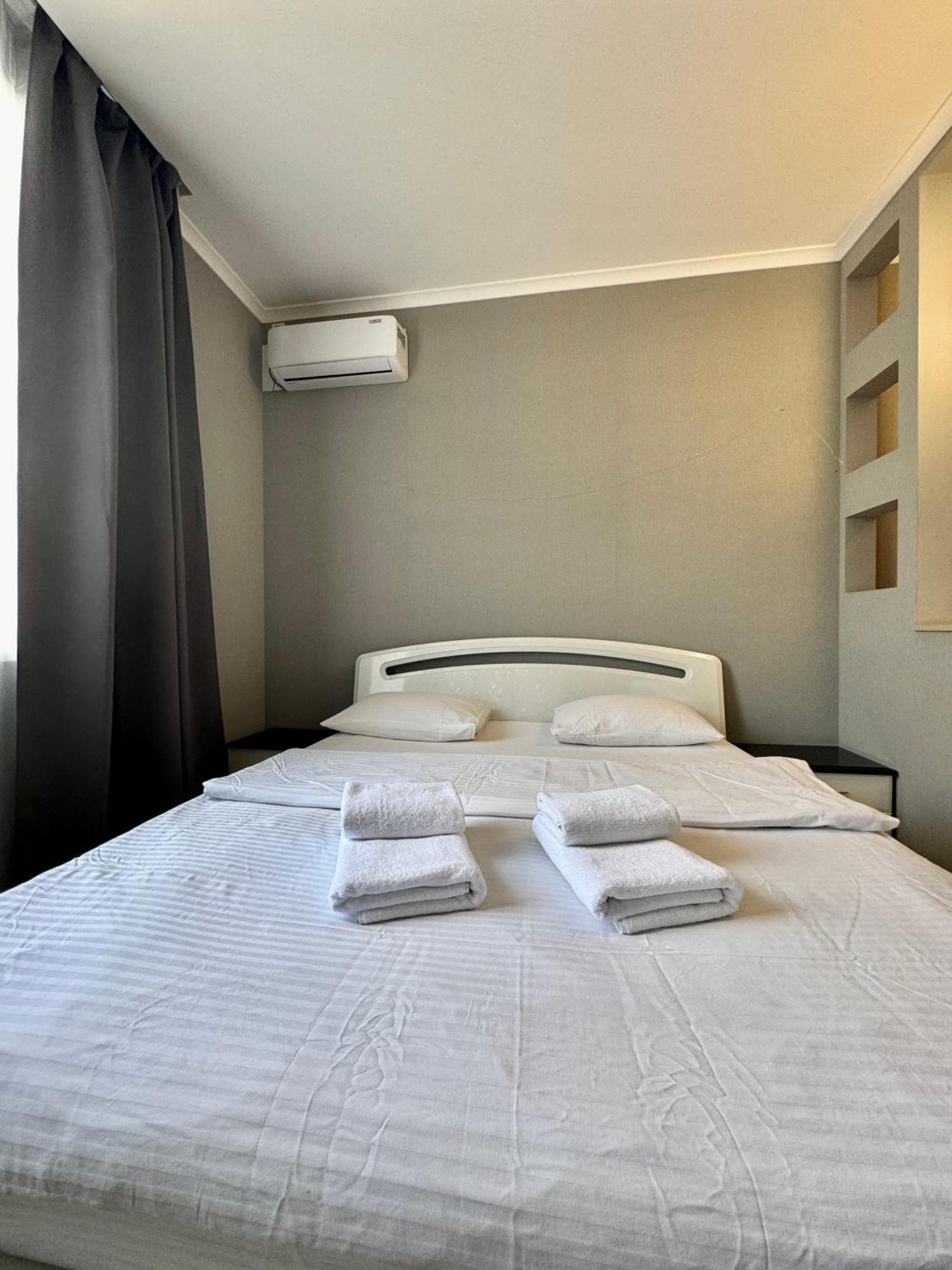Apartpoltava Світлі Та Стильні Апартаменти В Центрі Полтави Біля Театру Гоголя, Цум, Банківський Чек Eksteriør billede